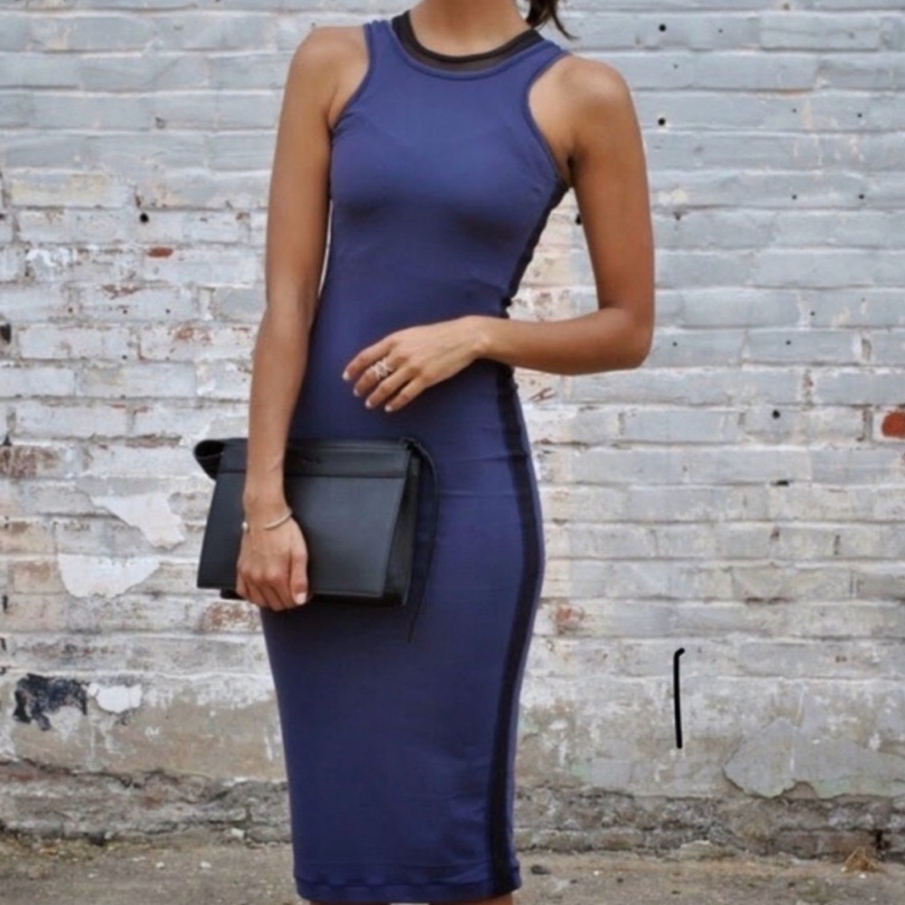 Lululemon Athletica Noir Dress